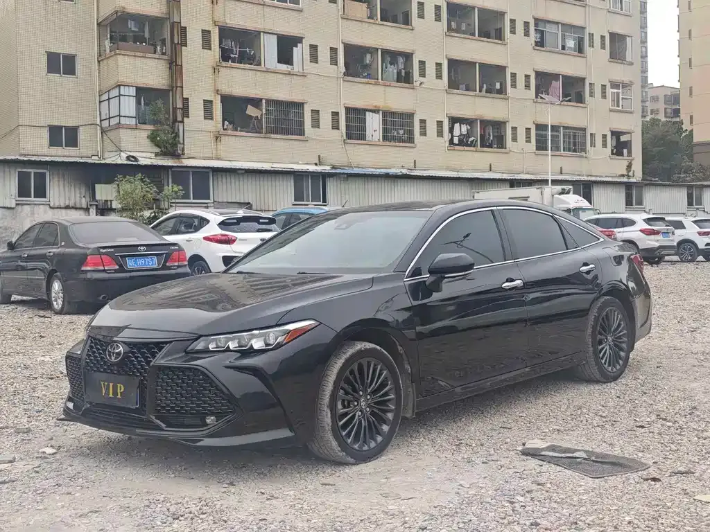 Toyota Avalon 2022 из CN, фото 1