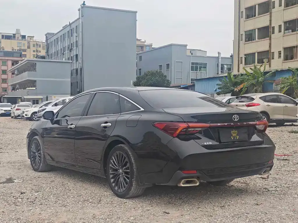 Toyota Avalon 2022 из CN, фото 2