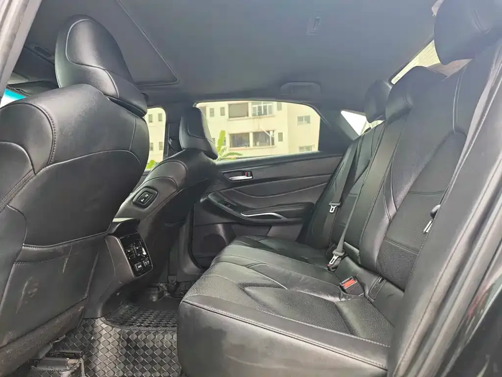 Toyota Avalon 2022 из CN, фото 8