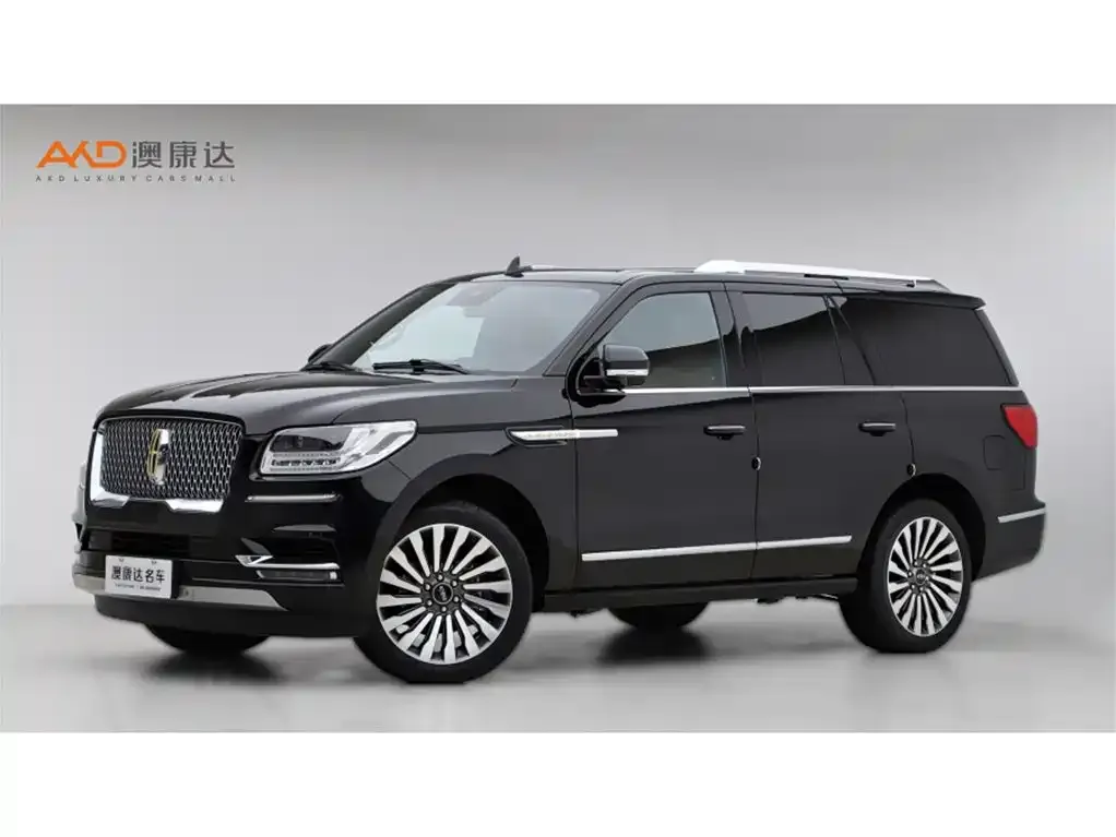 Lincoln Navigator — фото 1
