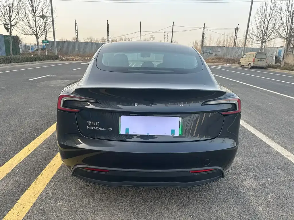 Tesla Model 3 2025 из CN, фото 8