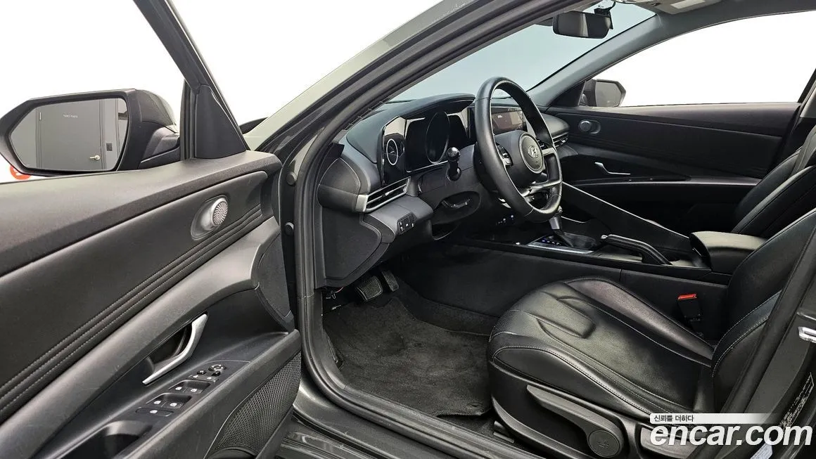 Hyundai AVANTE — фото 9