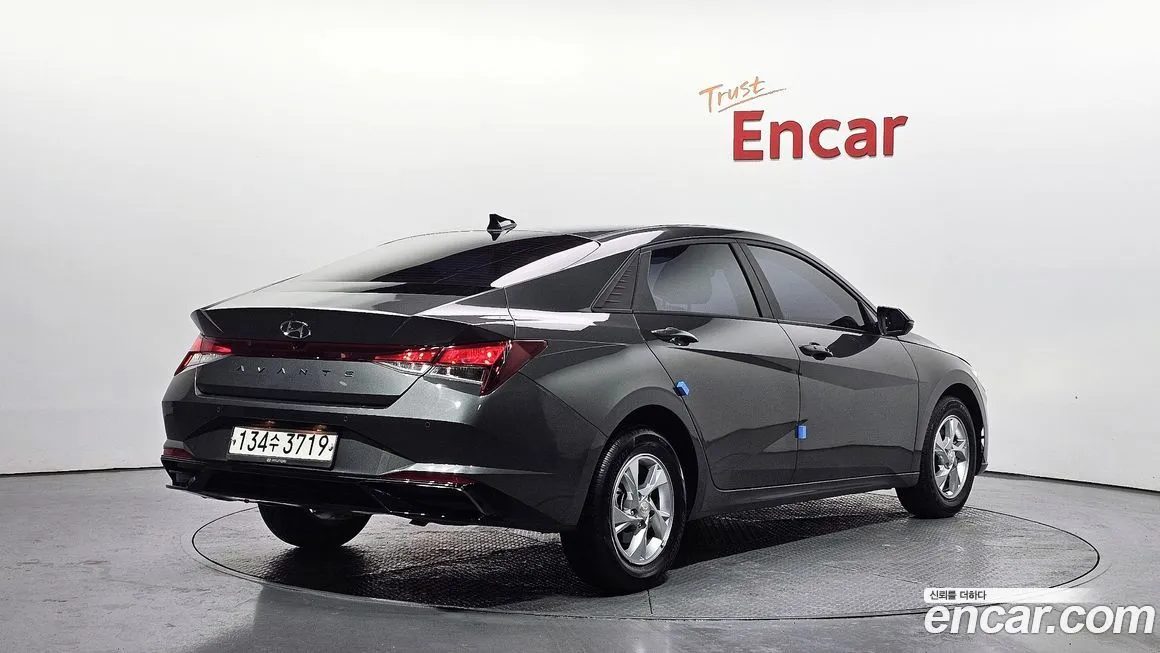 Hyundai AVANTE — фото 2
