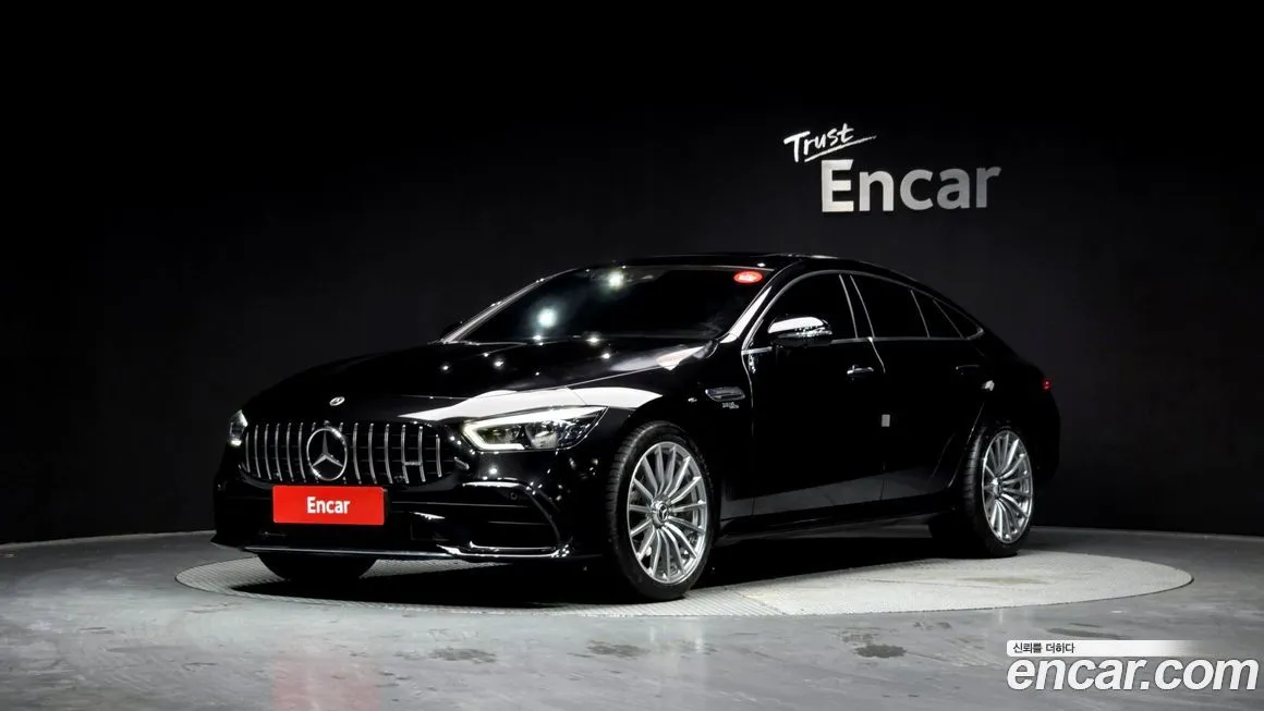 Mercedes-Benz AMG GT — фото 1