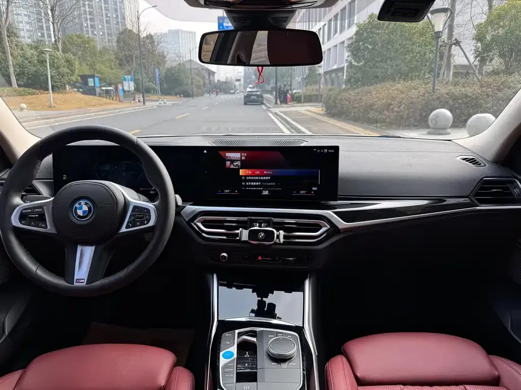 BMW i3 — фото 9
