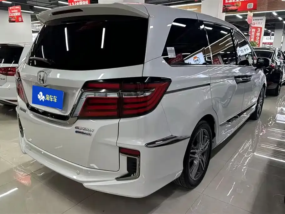 Honda Elysion 2021 из CN, фото 8
