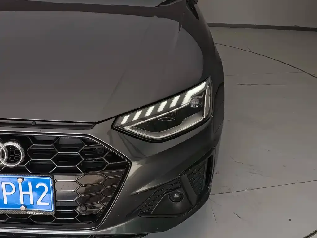 Audi A4L 2023 из CN, фото 10