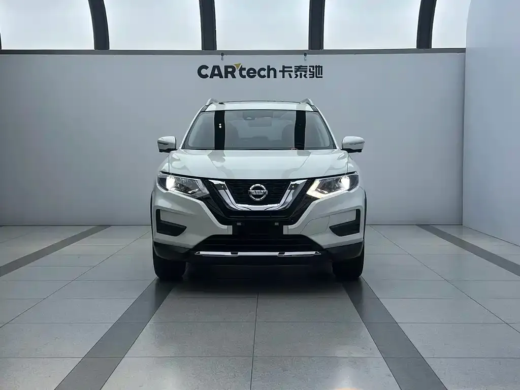 Nissan X-Trail 2024 из CN, фото 1