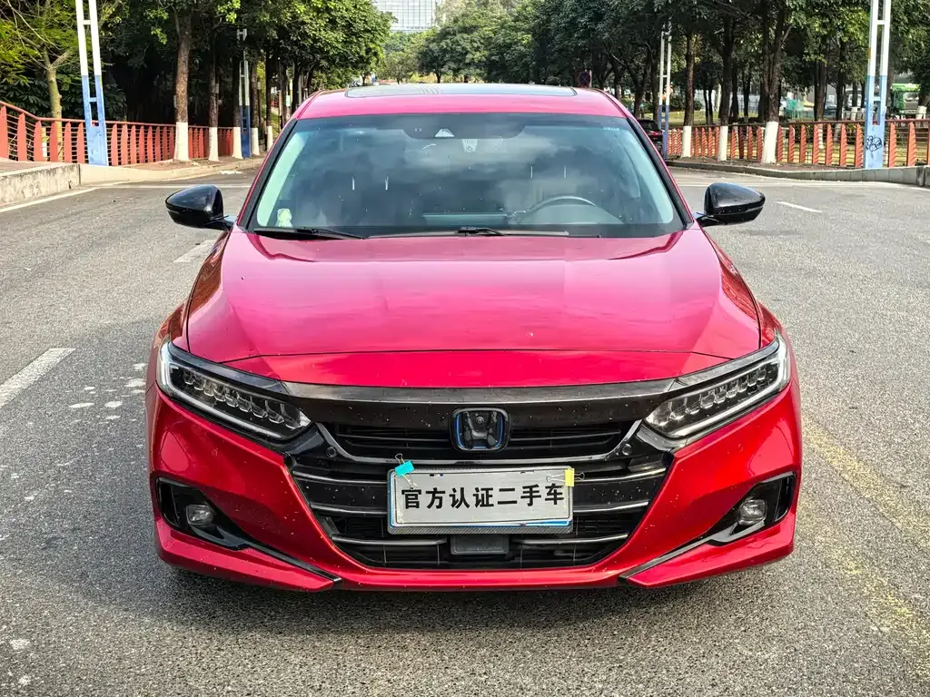 Honda Accord — фото 9