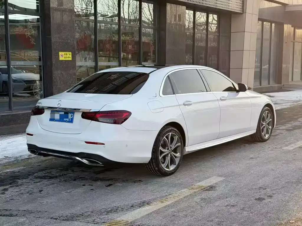 Mercedes-Benz E-Class 2022 из CN, фото 8
