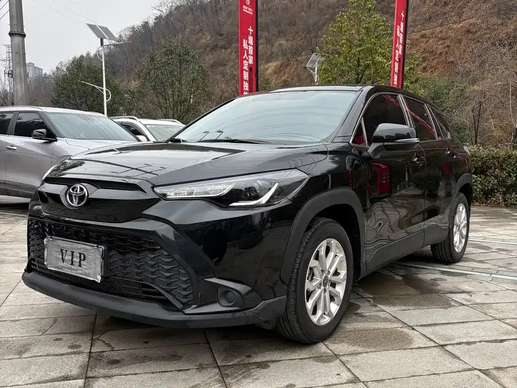 Toyota Frontlander 2023 из CN, фото 1
