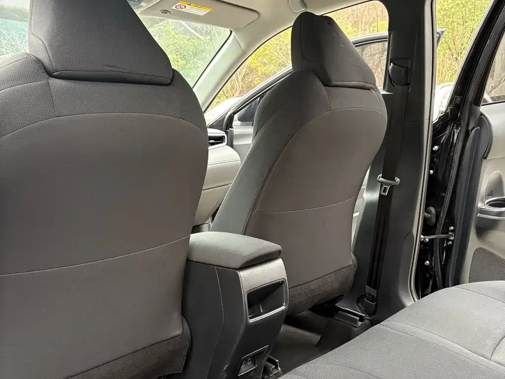 Toyota Frontlander 2023 из CN, фото 6