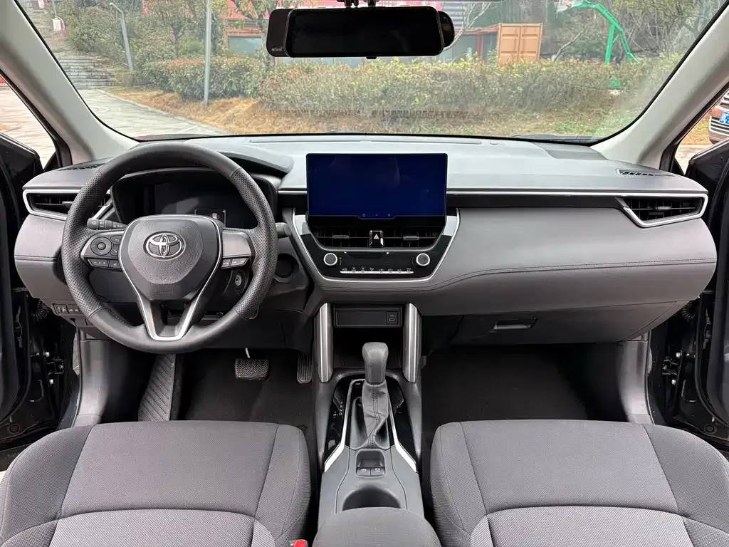 Toyota Frontlander 2023 из CN, фото 4
