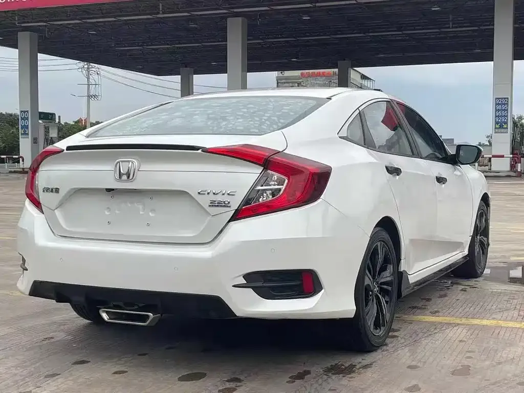 Honda Civic 2021 из CN, фото 3