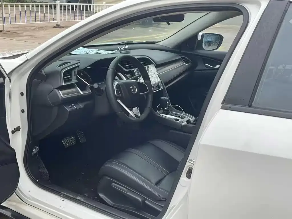Honda Civic 2021 из CN, фото 5