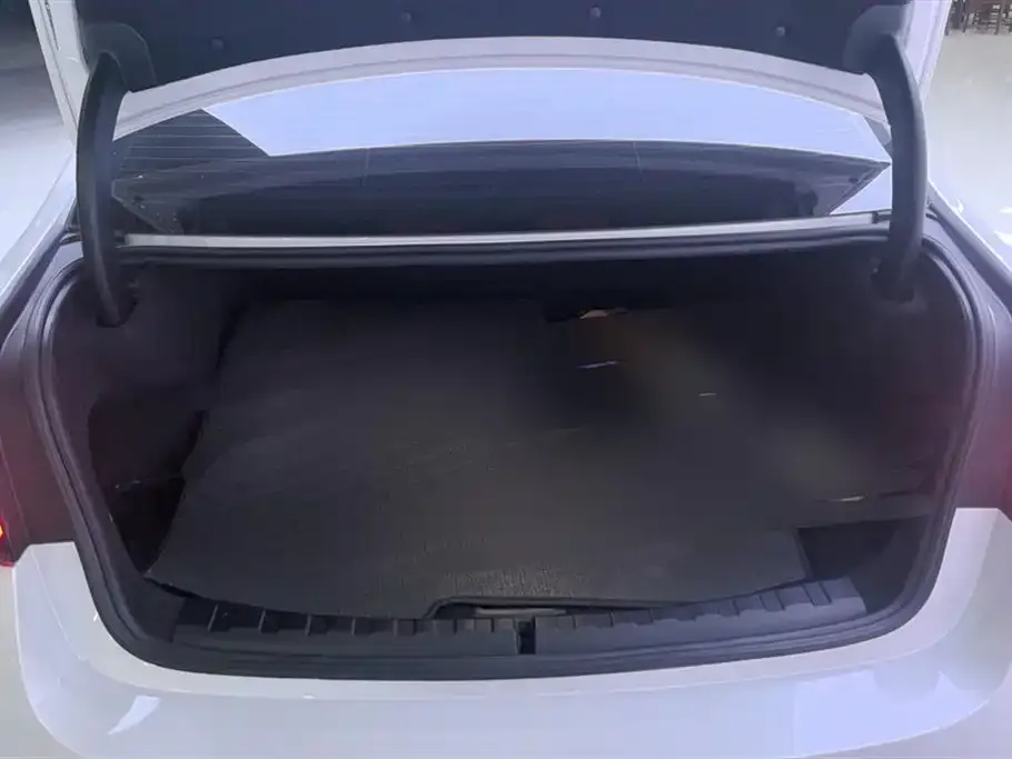 BMW i3 — фото 6
