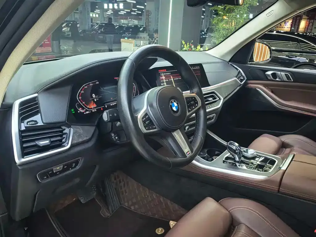 BMW X5 (Import) — фото 7