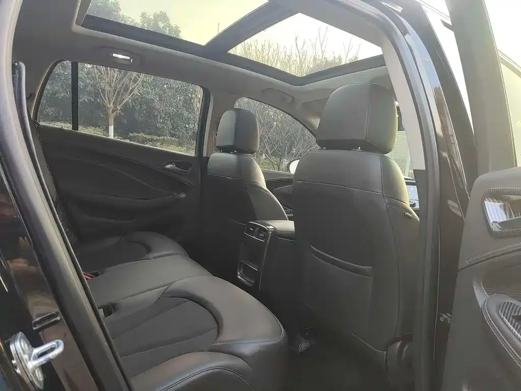 Buick Envision Plus 2021 из CN, фото 2