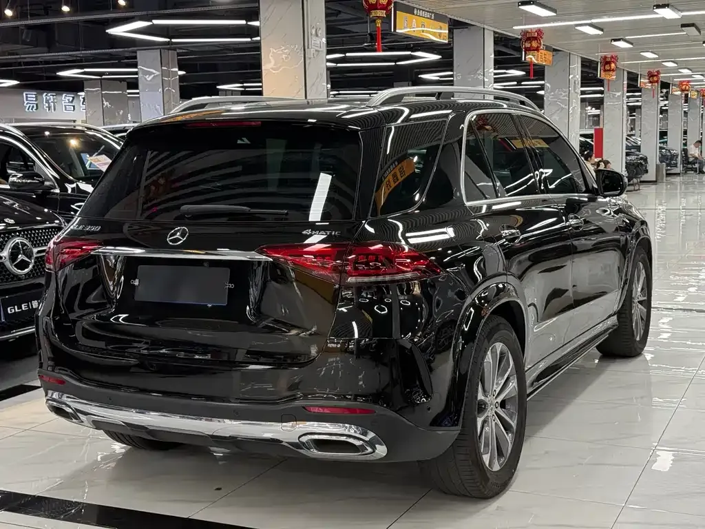Mercedes-Benz GLE — фото 8