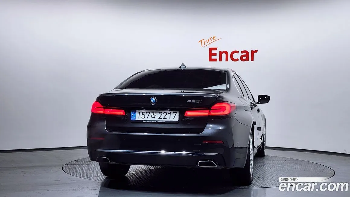 BMW 5-Series 2023 из KR, фото 4