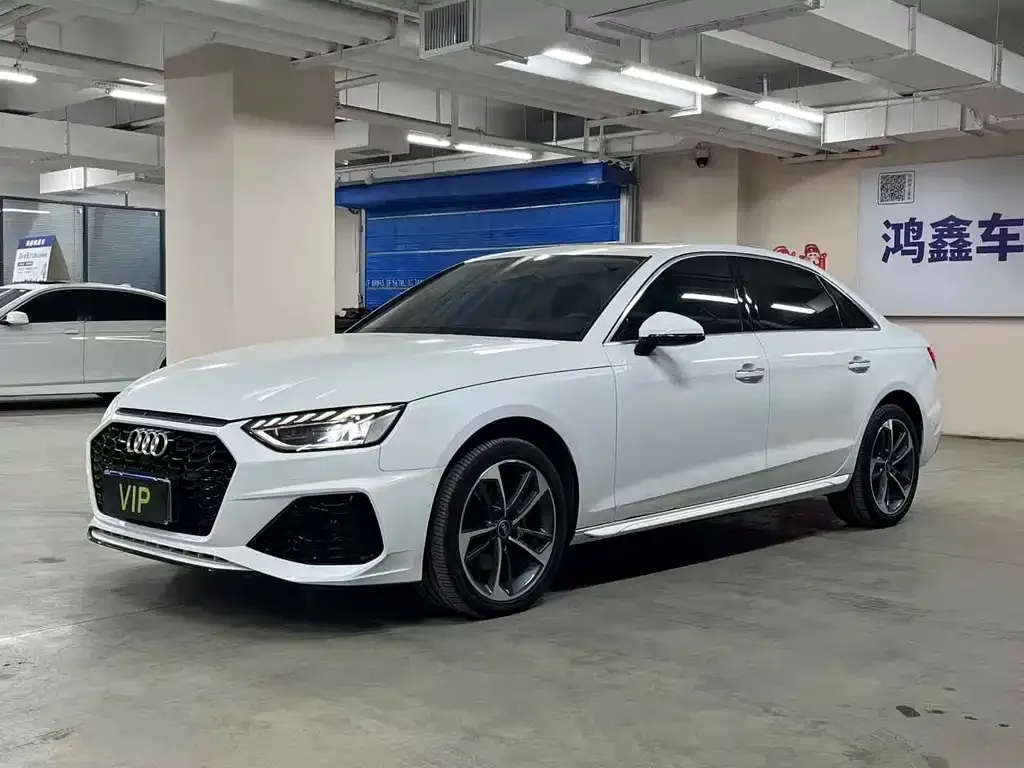 Audi A4L 2024 из CN, фото 1