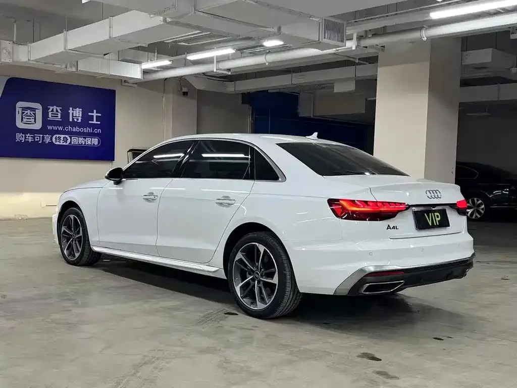 Audi A4L 2024 из CN, фото 6