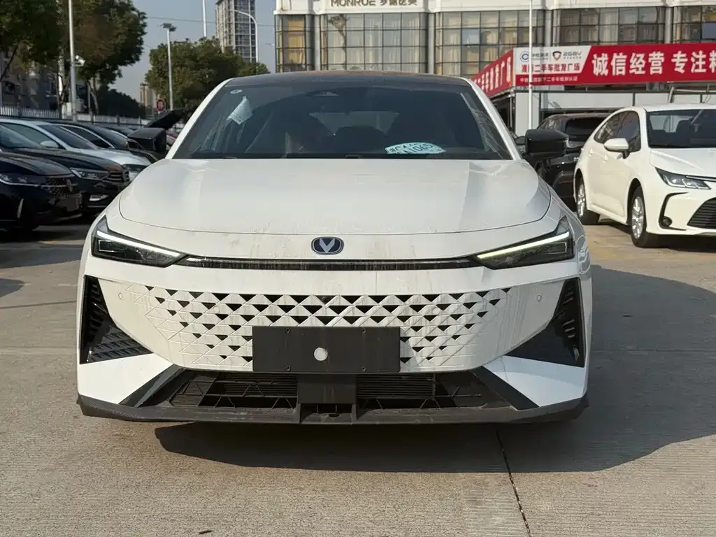 Changan UNI-V 2026 из CN, фото 4