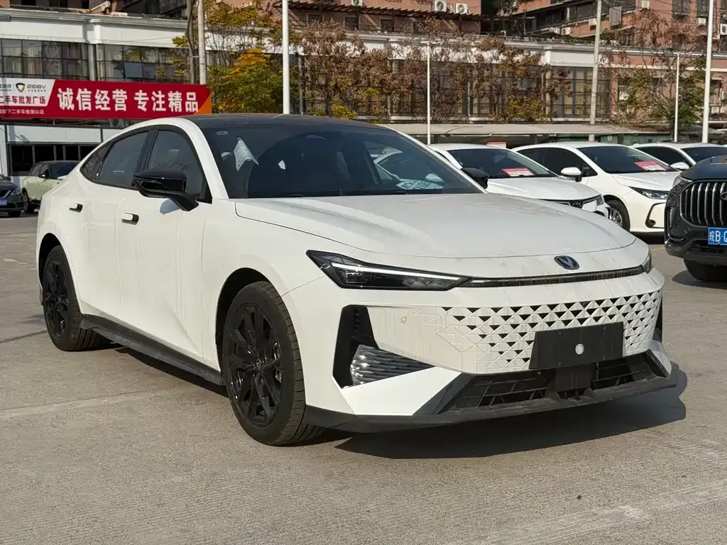 Changan UNI-V 2026 из CN, фото 10