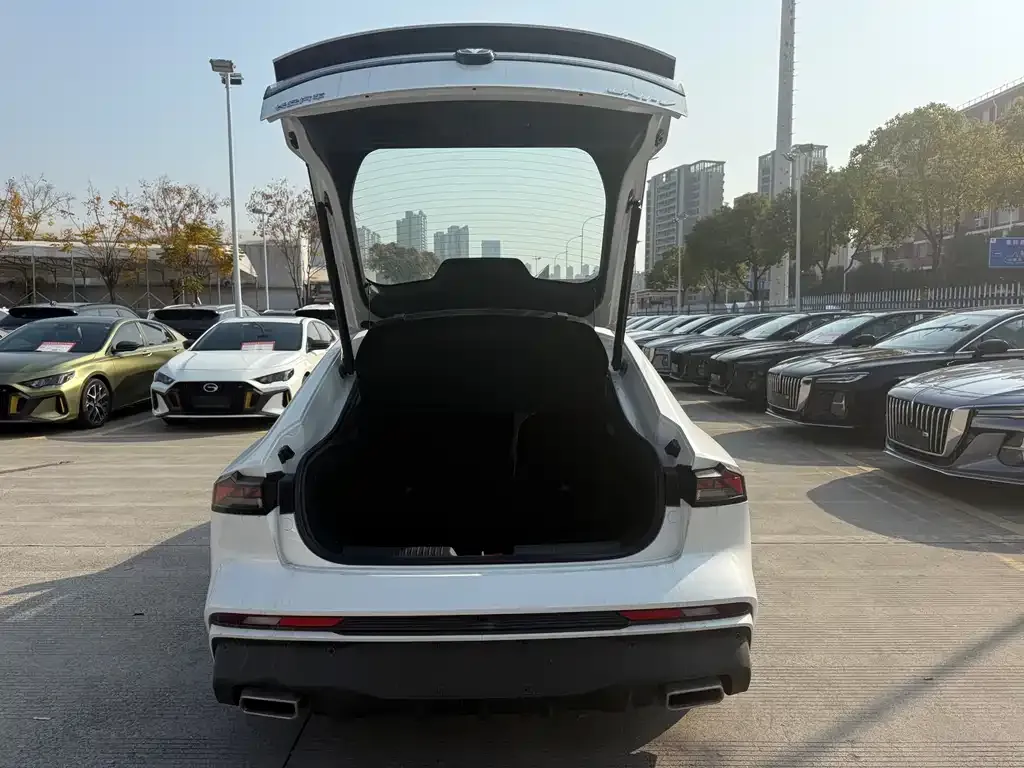 Changan UNI-V 2026 из CN, фото 6