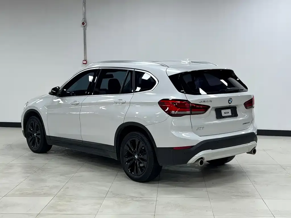 BMW X1 — фото 4