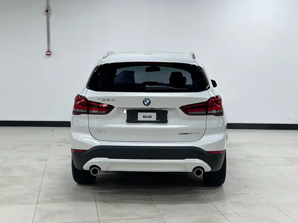 BMW X1 — фото 2