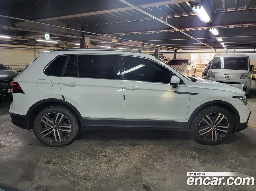 Volkswagen Tiguan 2023 из KR, фото 4