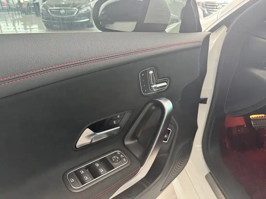 Mercedes-Benz CLA (Import) 2024 из CN, фото 8