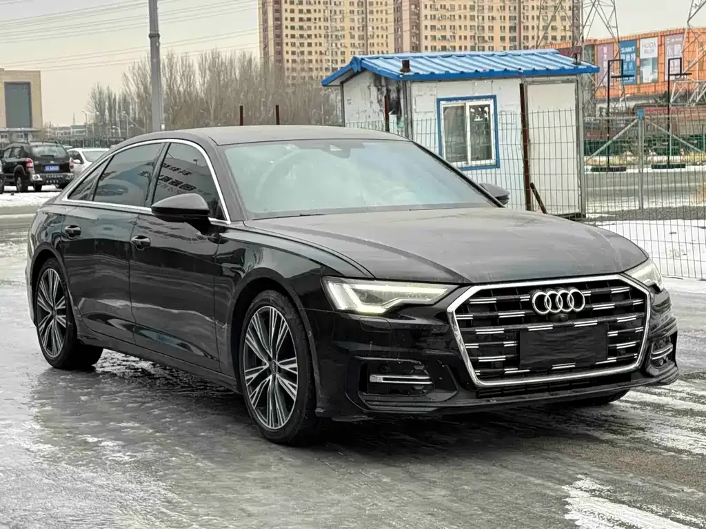 Audi A6L 2023 из CN, фото 2