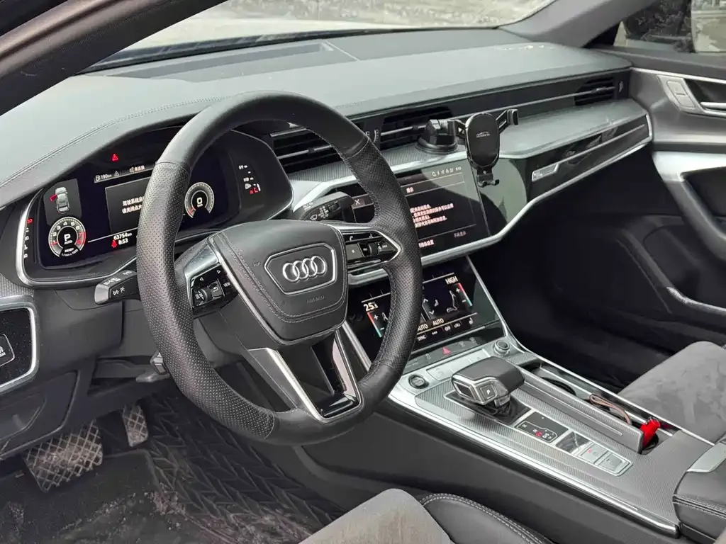 Audi A6L 2023 из CN, фото 9