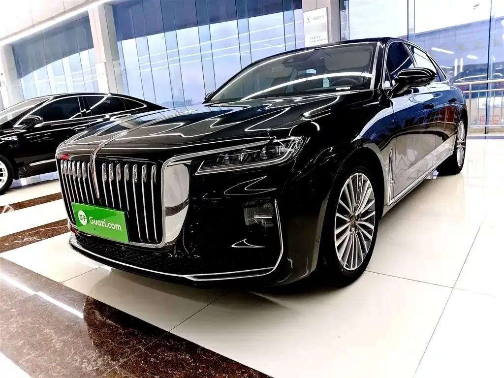 Hongqi H9 — фото 1
