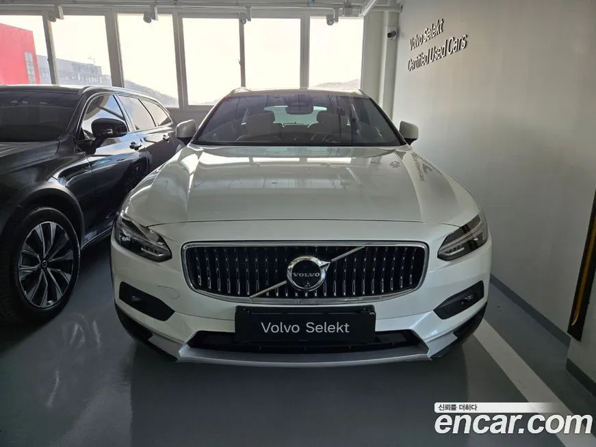 Volvo V90 2025 из KR, фото 2
