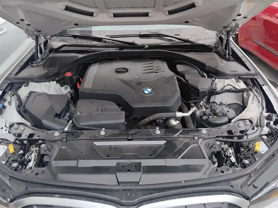 BMW 3 Series 2023 из CN, фото 9