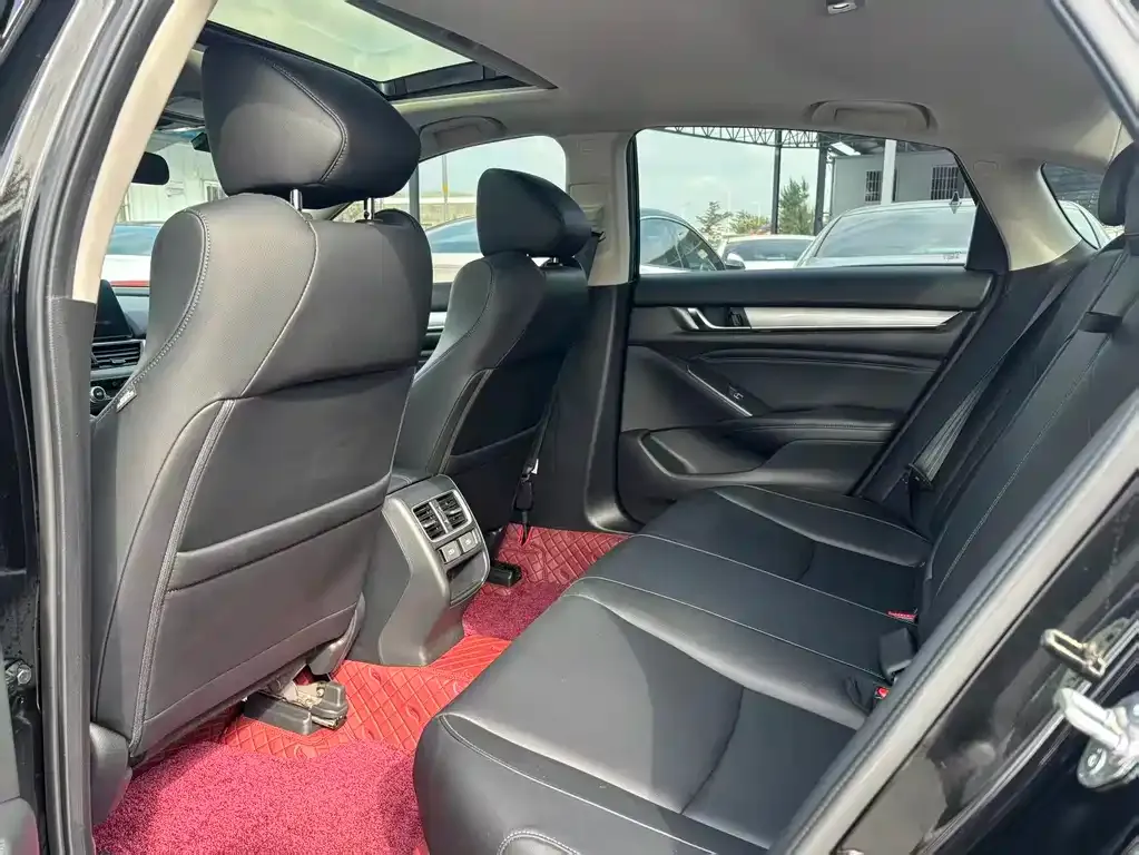 Honda Accord 2023 из CN, фото 4
