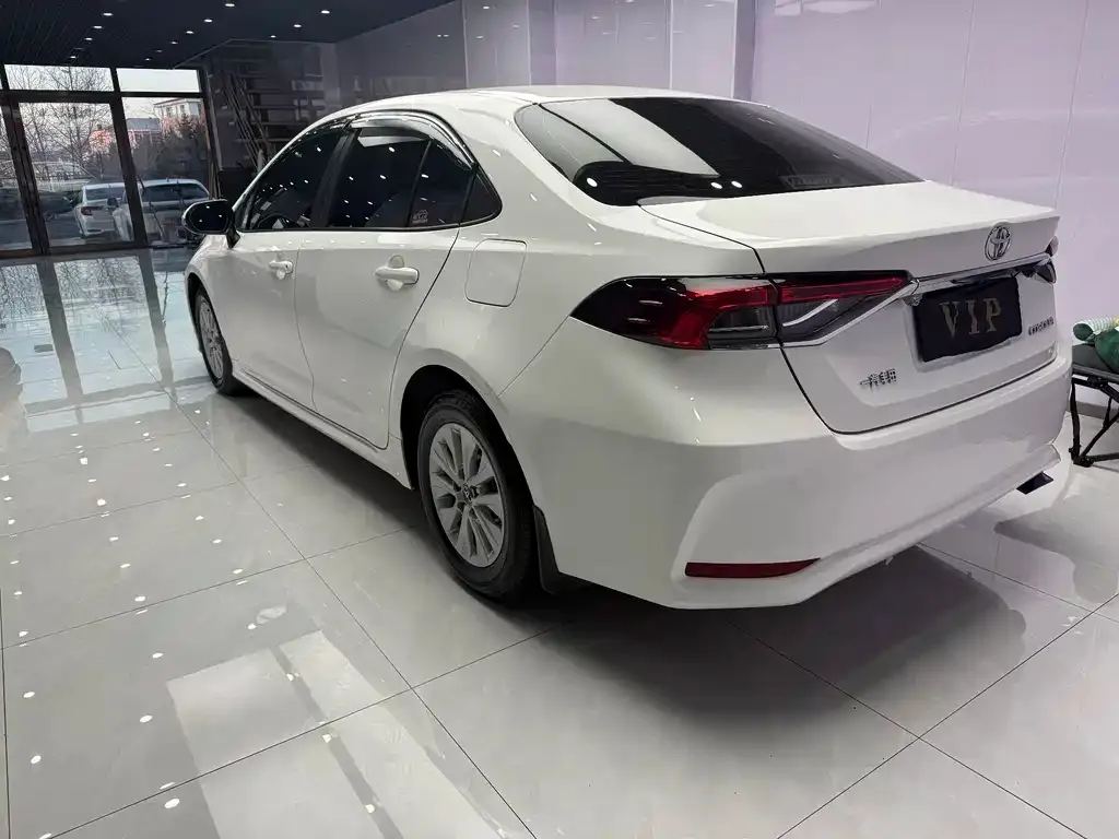 Toyota Corolla 2023 из CN, фото 6