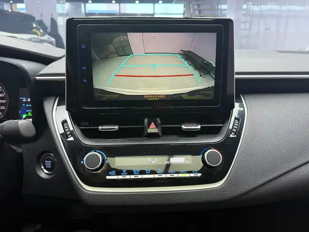 Toyota Corolla 2023 из CN, фото 7