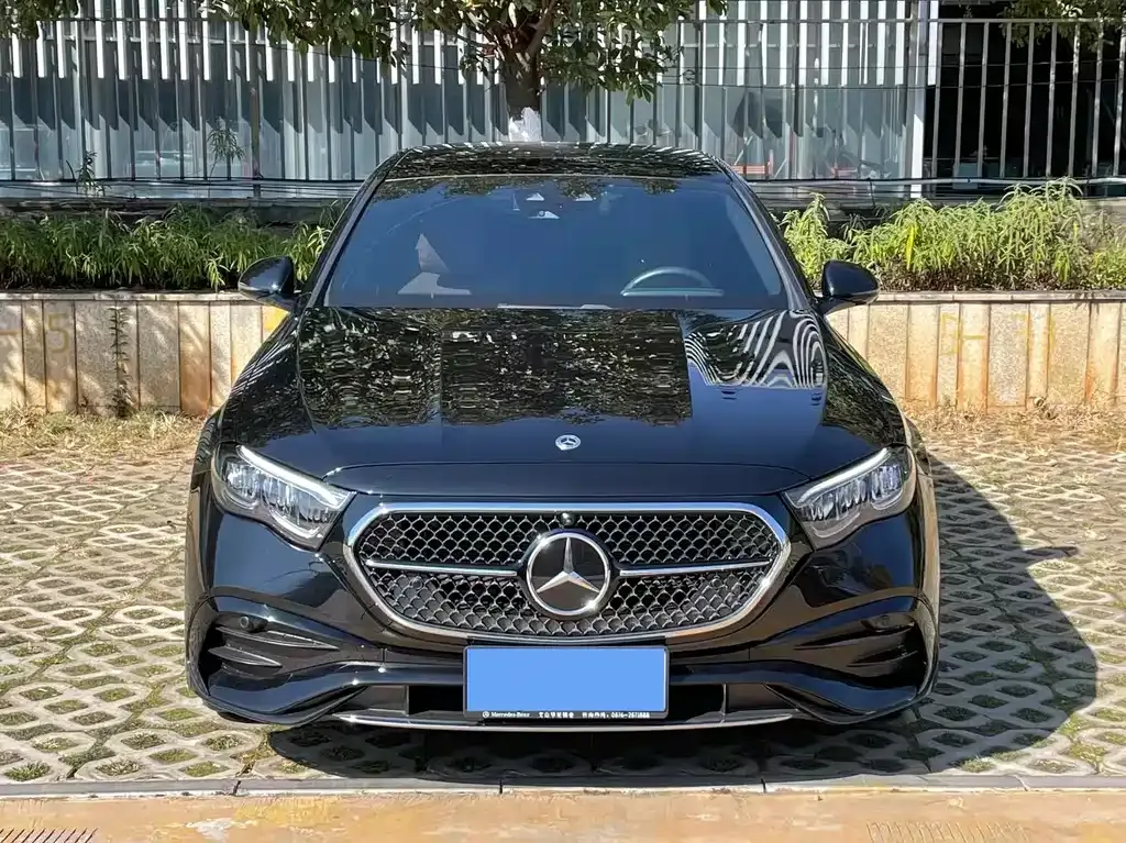 Mercedes-Benz E-Class 2024 из CN, фото 5
