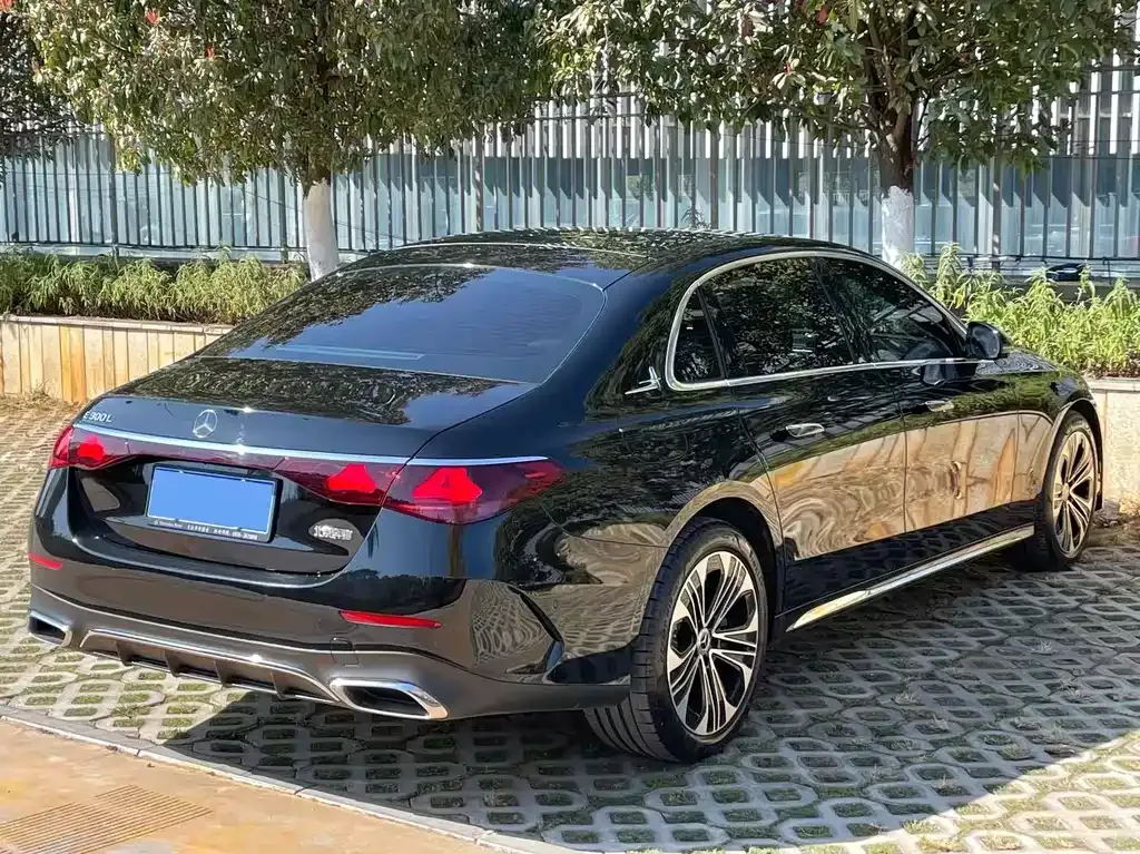 Mercedes-Benz E-Class 2024 из CN, фото 9