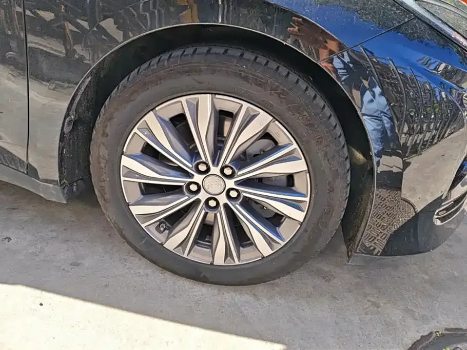 Hongqi E-QM5 2025 из CN, фото 3