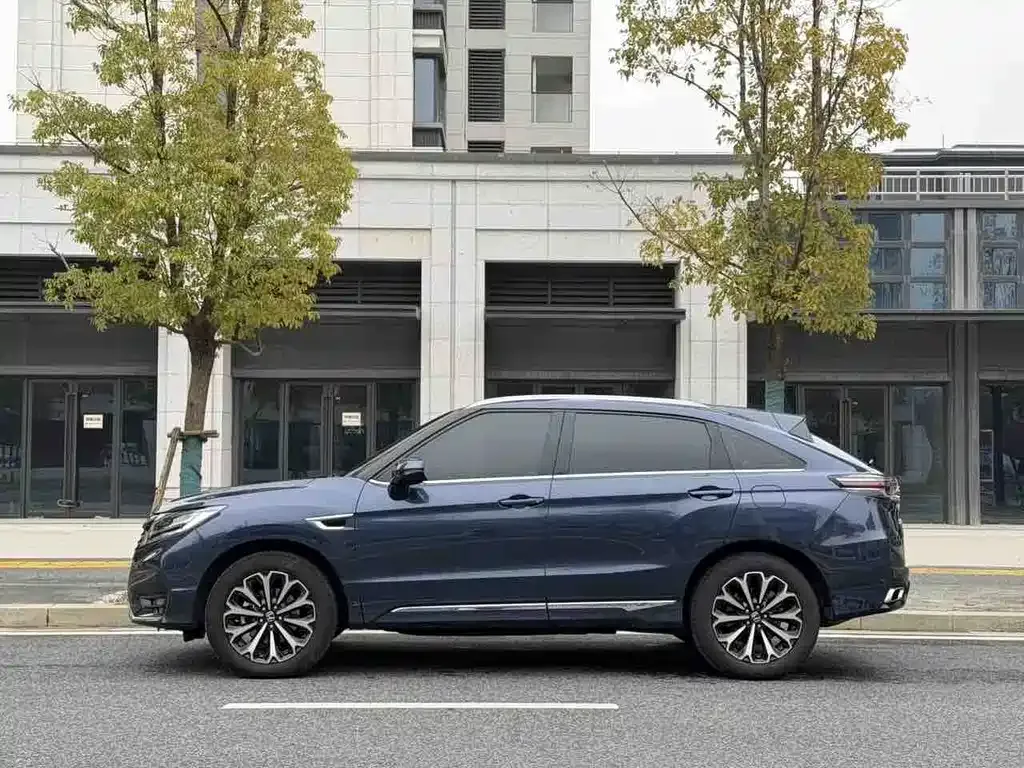 Honda UR-V 2023 из CN, фото 2