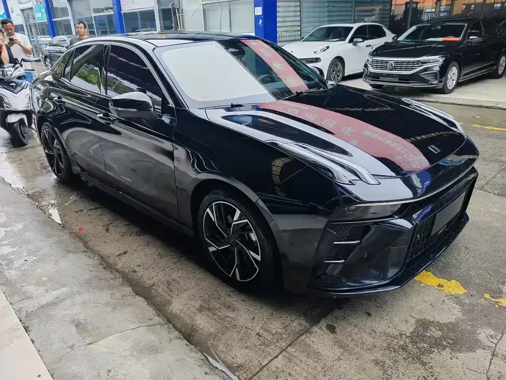 Lynk & Co 03 2023 из CN, фото 5