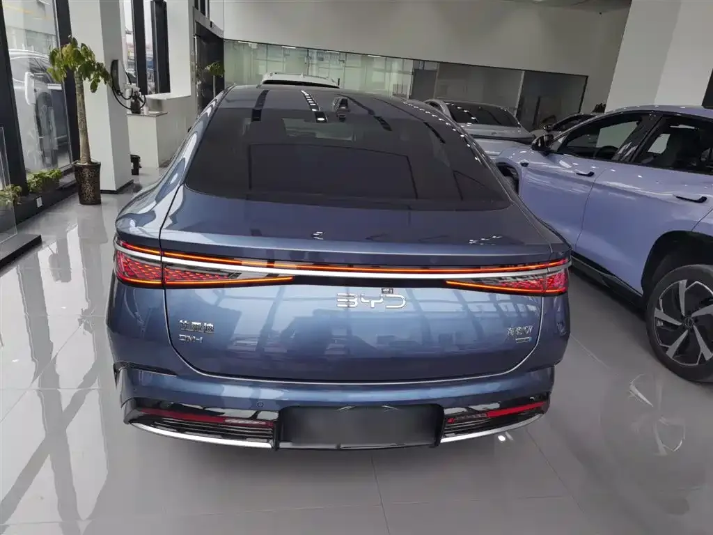 BYD Seal 07 DM-i — фото 6