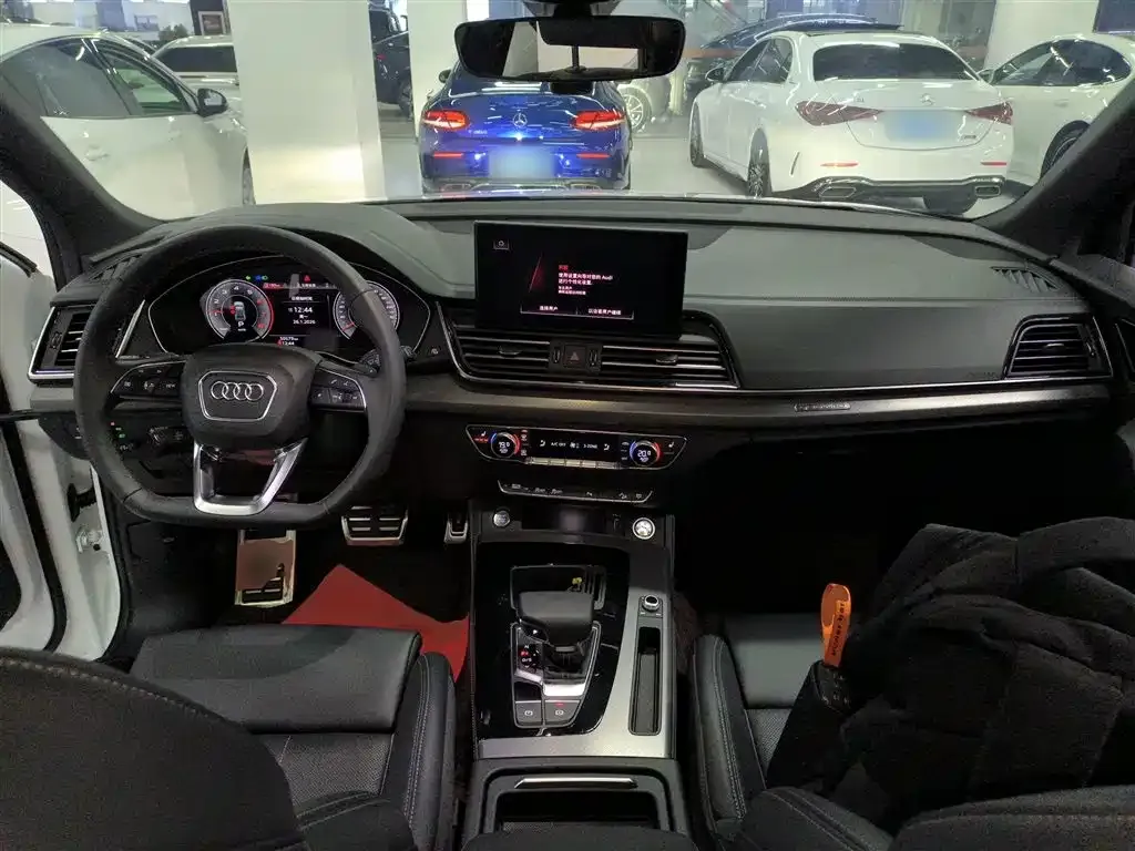 Audi Q5L 2024 из CN, фото 6