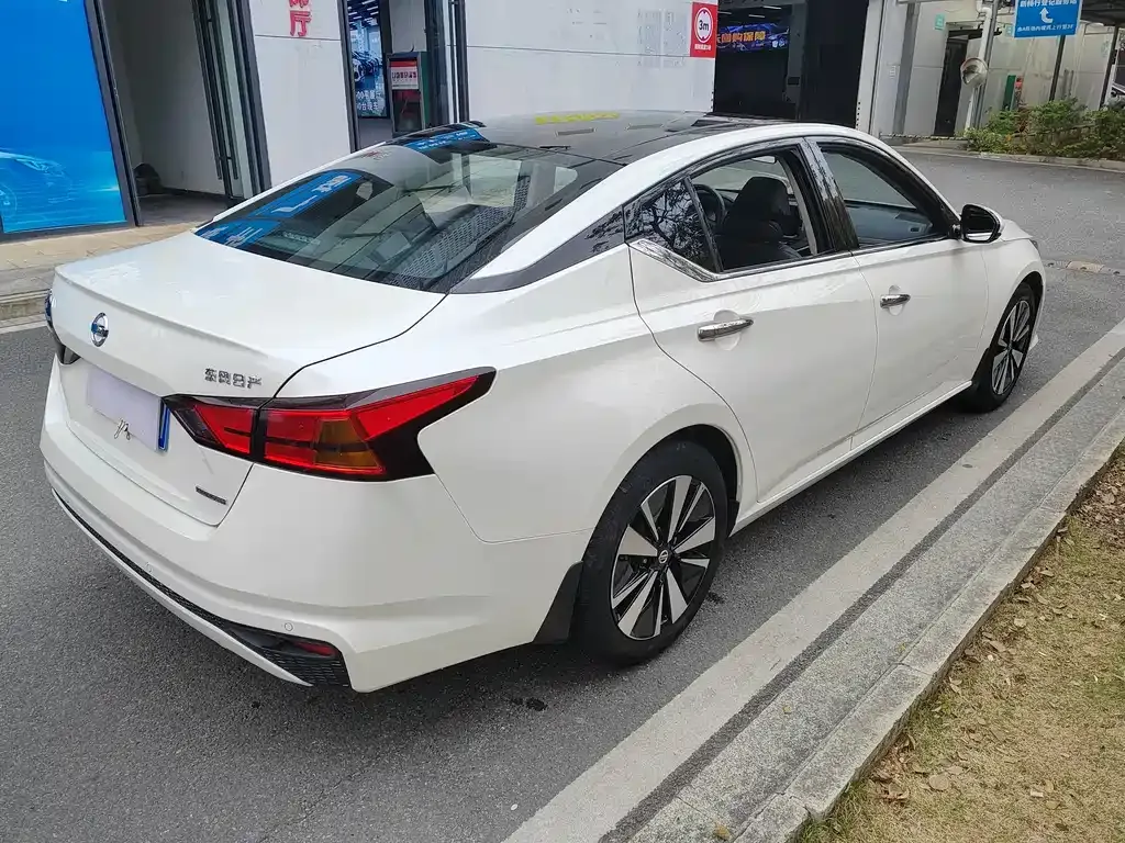 Nissan Teana 2021 из CN, фото 4