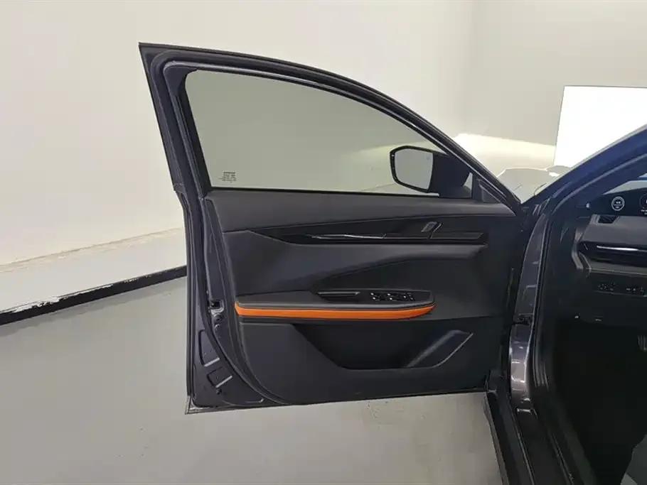 Changan UNI-V 2023 из CN, фото 8